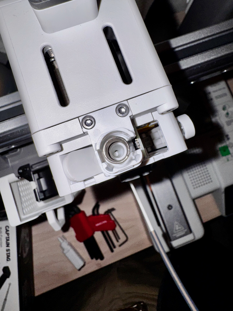 【A1 mini】フィラメントが押し出せない詰まり。エクストルーダー「逆回転」で解決した対処ログ